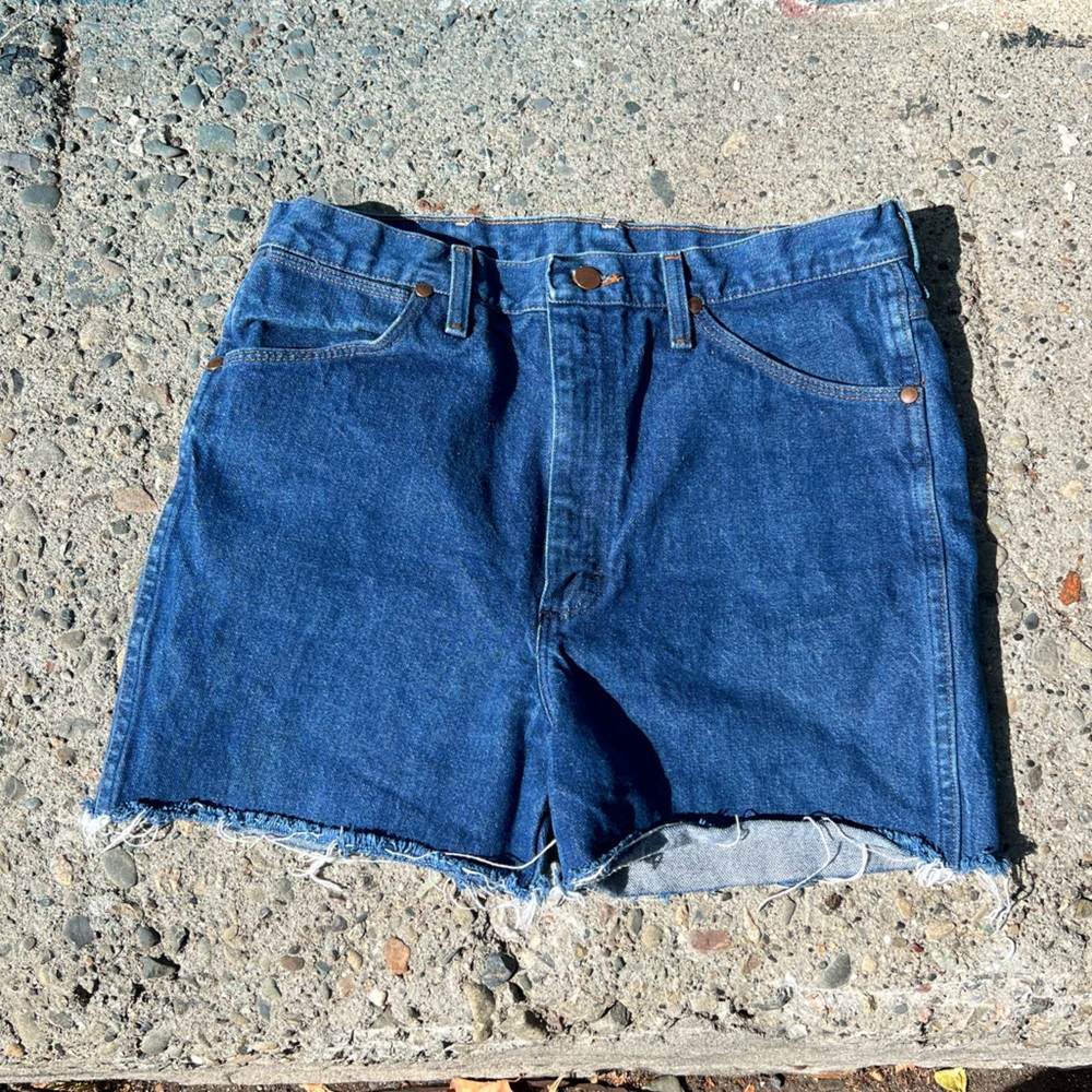 Wrangler cut off denim shorts
